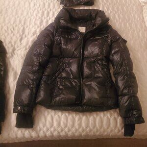 S13 New York Black Puffer Jacket Girls Youth Size 12 LIKE NEW